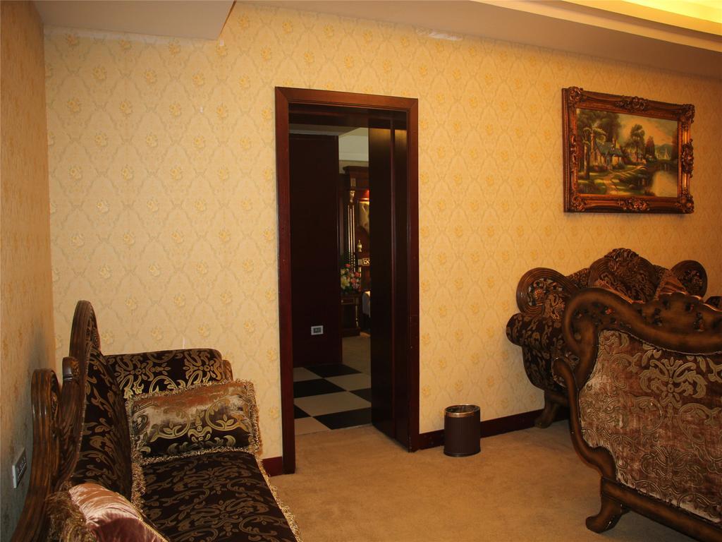 New West Street International Hotel Yangshuo Extérieur photo