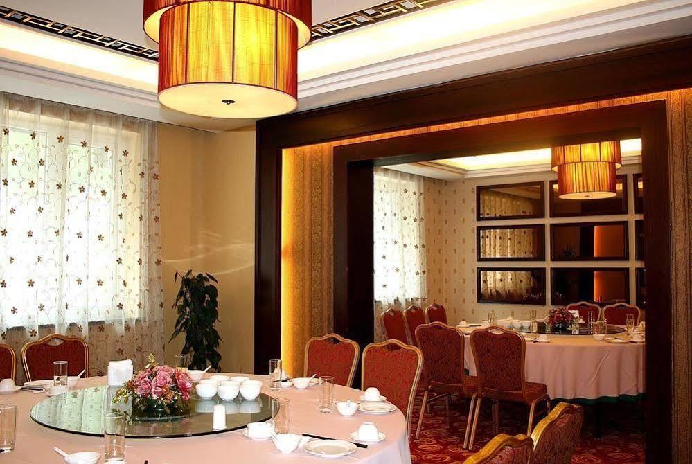 New West Street International Hotel Yangshuo Extérieur photo